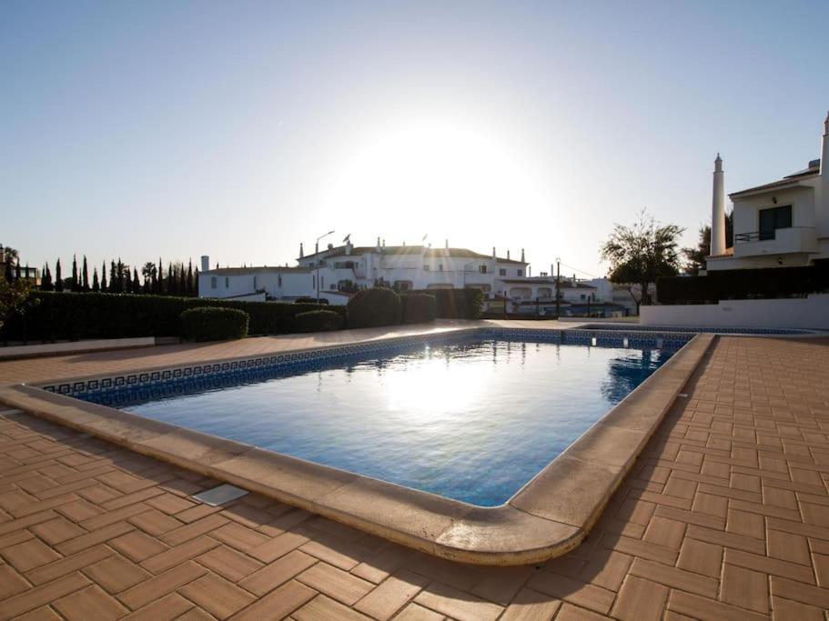 Joia Da Gale House - Pool And Garden & Bbq & Gale Beach Albufeira Eksteriør billede