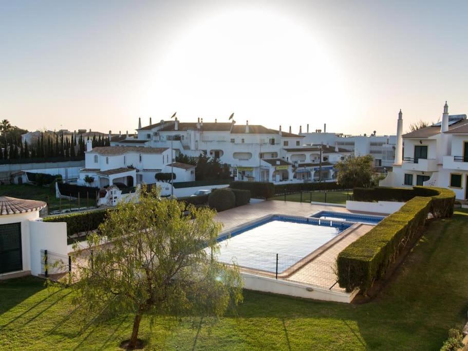 Joia Da Gale House - Pool And Garden & Bbq & Gale Beach Albufeira Eksteriør billede